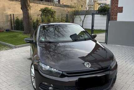 VW Scirocco 211.000 km 5.000 &euro; Düsseldorf 40549