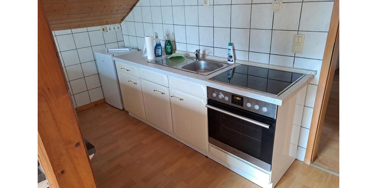 Dachgeschoßwohnung Krefeld - 1 Zimmer, 56 m&sup2;, 448&euro; | Angebot:25541251