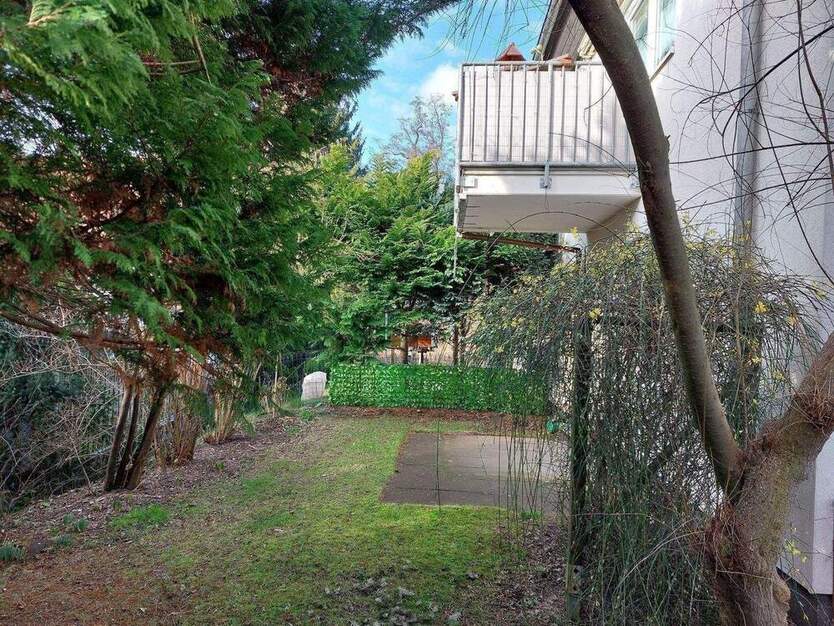 Eigentumswohnung Im 4 Familien Haus in Berlin-Schmöckwitz mit eigenem Garten und separater Tiefgarage