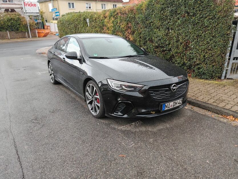 Opel Insignia 115.000 km 18.000 € Wolfenbüttel 38300