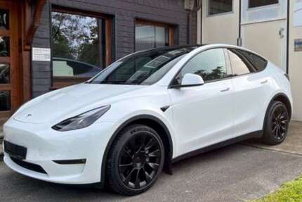 Tesla Model Y 56.820 km 30.800 &euro; Solingen 42699