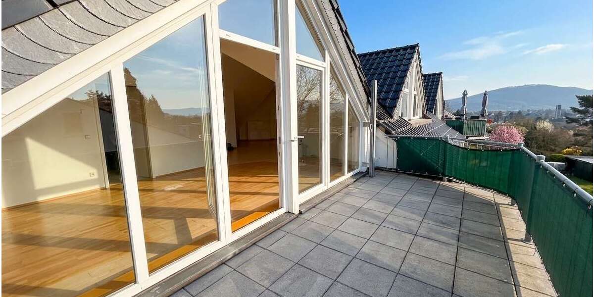 Etagenwohnung Bonn Bad Godesberg - 3 Zimmer, 100 m&sup2;, 1.249&euro; | Angebot:26693202