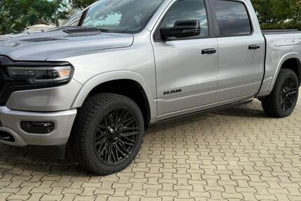 Dodge RAM 2.500 km 85.800 € Salzgitter 38228