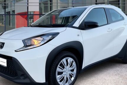 Toyota Aygo (X) 27.100 km 13.985 &euro; Halstenbek 25469