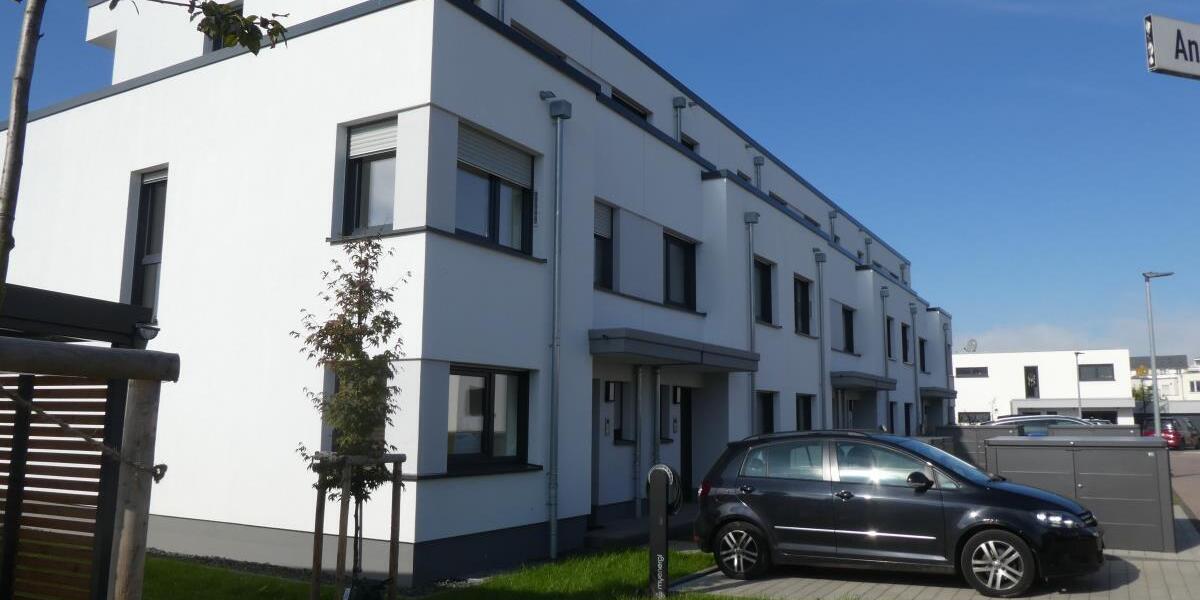 Tarforster Höhe-Passivhäuser mit schöner Dachterrasse, KFW 40 Familenförderung ab 0,01 % möglich - Reihenhaus Trier Kürenz | Angebot:25281255