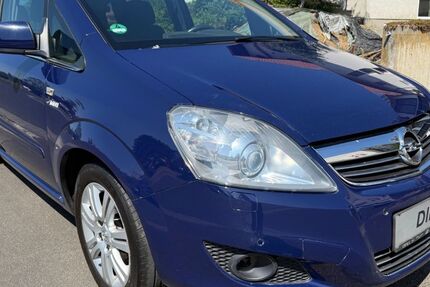 Opel Zafira 131.000 km 4.990 &euro; Niederwerrn 97464