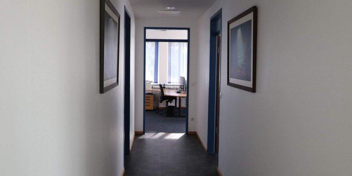 Gewerbeobjekt Herrieden Schernberg - 7 Zimmer, 220 m&sup2;, 2.528&euro; | Angebot:24436108