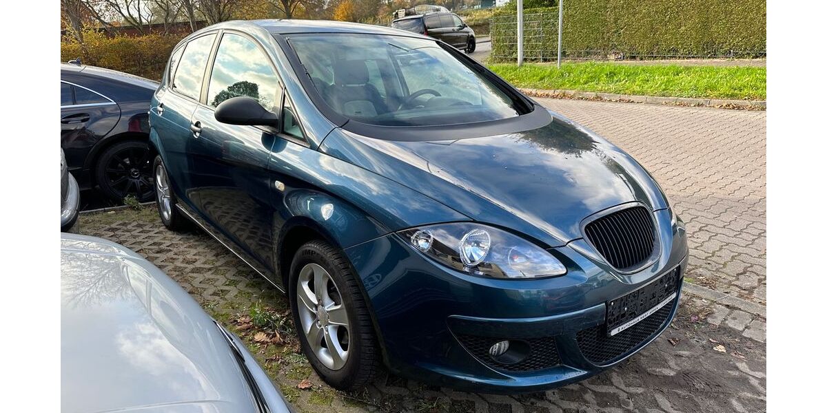 Seat Altea 244.552 km 3.400 € Appen 25482