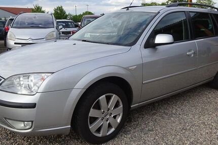 Ford Mondeo 235.174 km 800 &euro; Dresden 01219