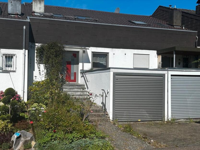 Haus im Auftrag zu vermieten in Oppenweiler