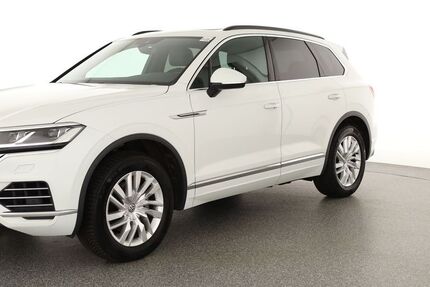 VW Touareg 99.869 km 35.880 &euro; Berlin 12103