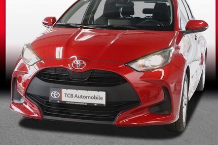 Toyota Yaris 12.150 km 15.288 € Oberhausen 46149