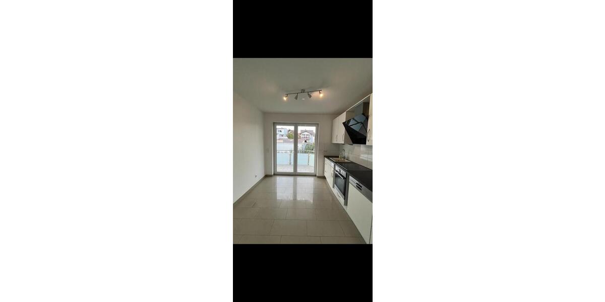 Ab 01.02.2026 ist Sehr schöne 5 Zimmer Wohnung in Gießen Frei 5 zimmer