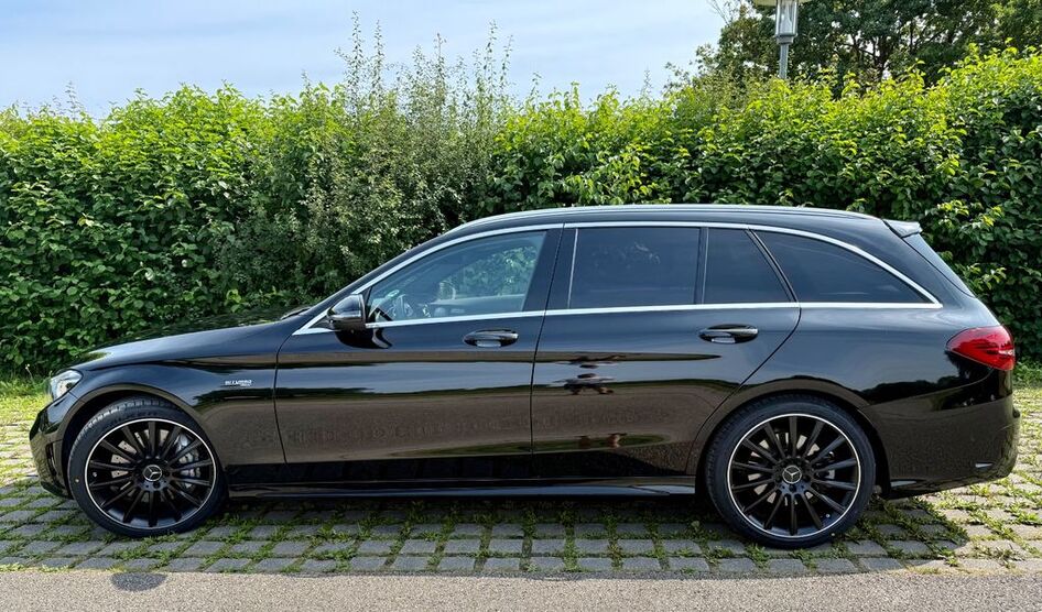 Mercedes-Benz C 43 AMG 65.000 km 44.500 € Oberding 85445