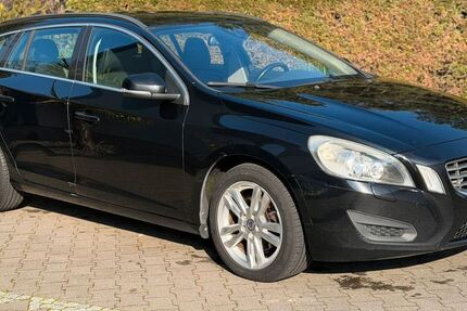 Volvo V60 225.873 km 6.298 &euro; Beesten 49832