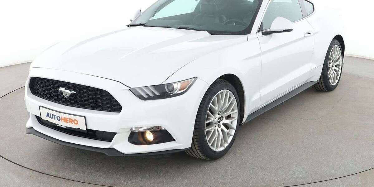 Ford Mustang 104.893 km 22.510 &euro; Dresden 01187