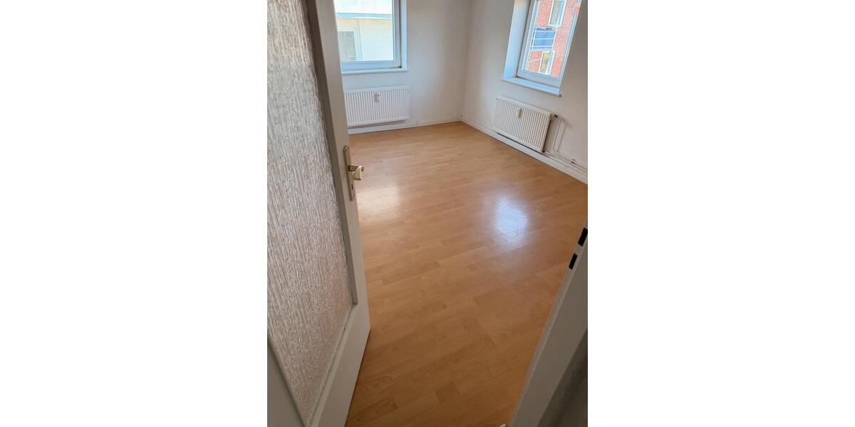 Etagenwohnung Kiel Blücherplatz - 2 Zimmer, 36 m&sup2;, 575&euro; | Angebot:26391827