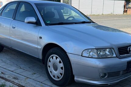 Audi A4 185.000 km 1.290 &euro; Erlangen 91334