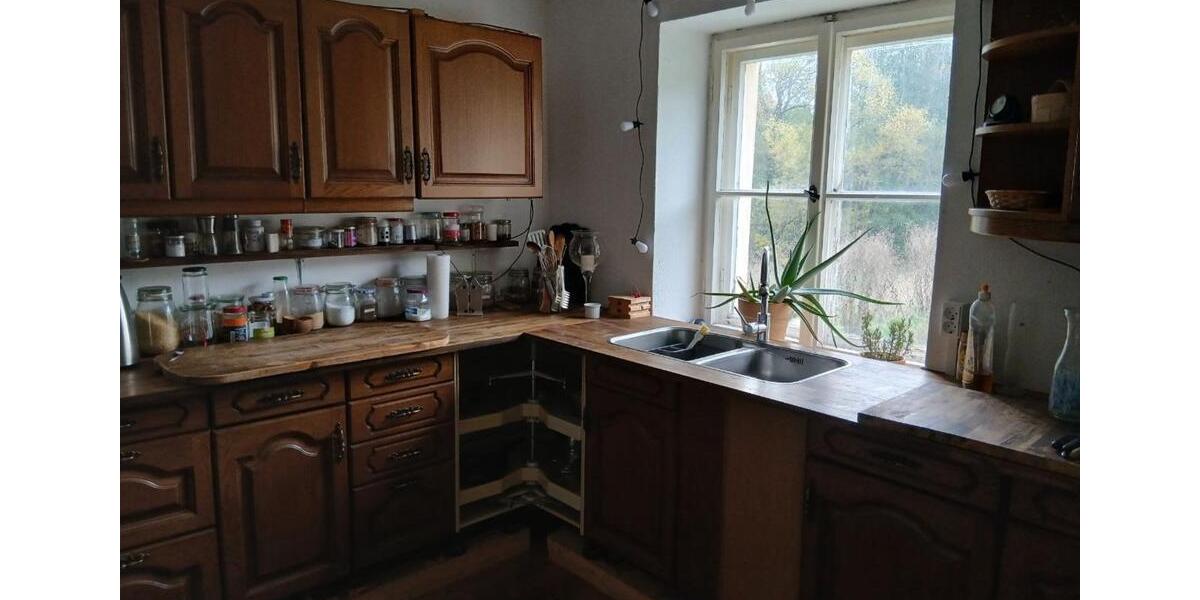 Dreiseitenhof mit viel Potenzial und Herz 22 zimmer