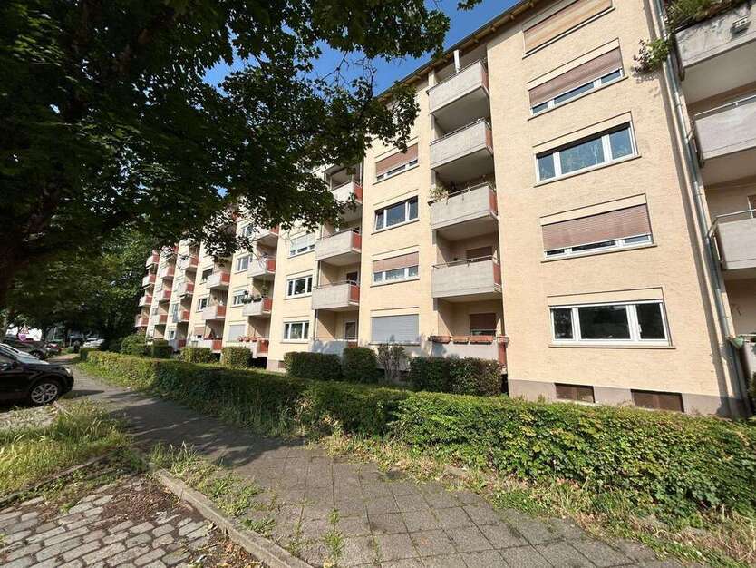 Wohnung zum Kaufen in Karlsruhe 272.000 € 71.73 m²