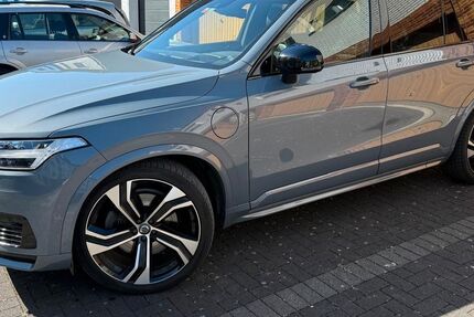 Volvo XC90 119.000 km 37.999 &euro; Köln 51109