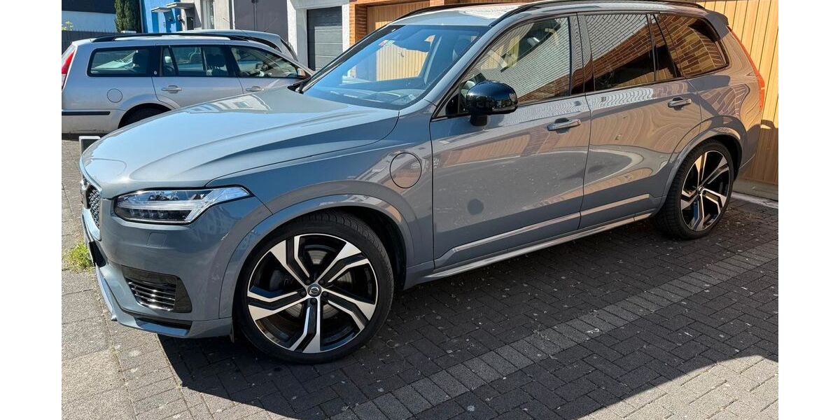 Volvo XC90 119.000 km 37.999 &euro; Köln 51109