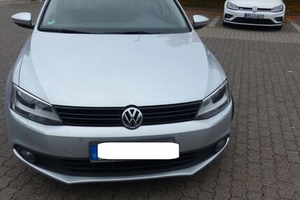 VW Jetta 198.000 km 4.390 € Bergisch Gladbach 51465