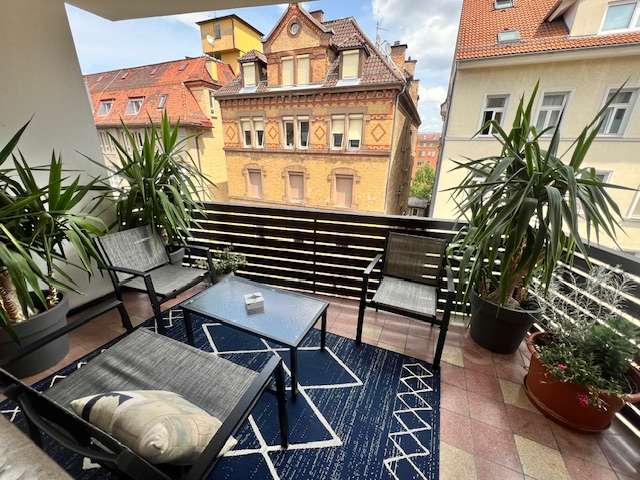 Wohnung zum Kaufen in Stuttgart 399.000 € 77.63 m²