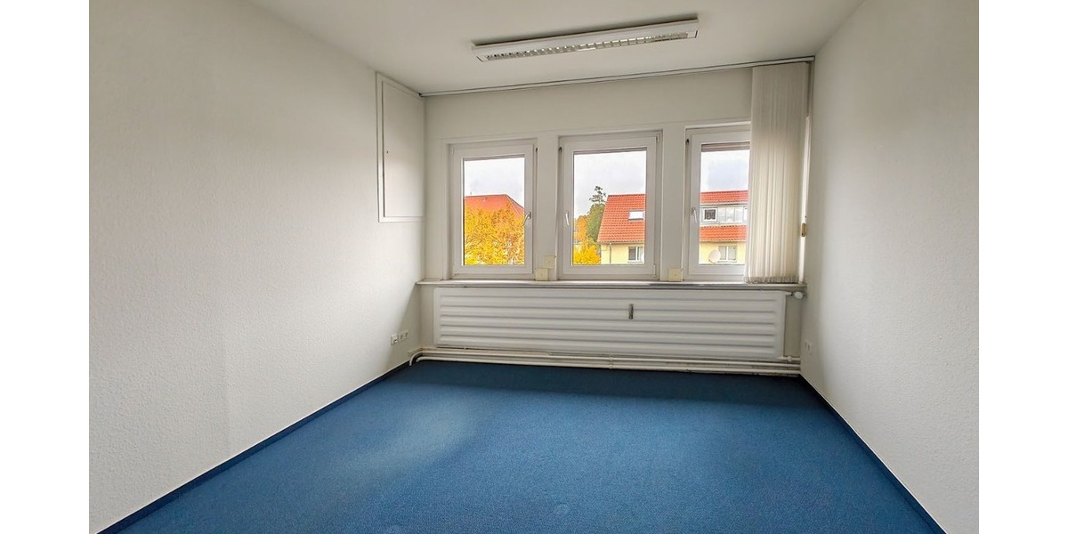 Verwaltungsbau mit insgesamt 22 Zimmern in der Innenstadt - Gewerbeobjekt Reutlingen Baden-Württemberg | Angebot:24845647