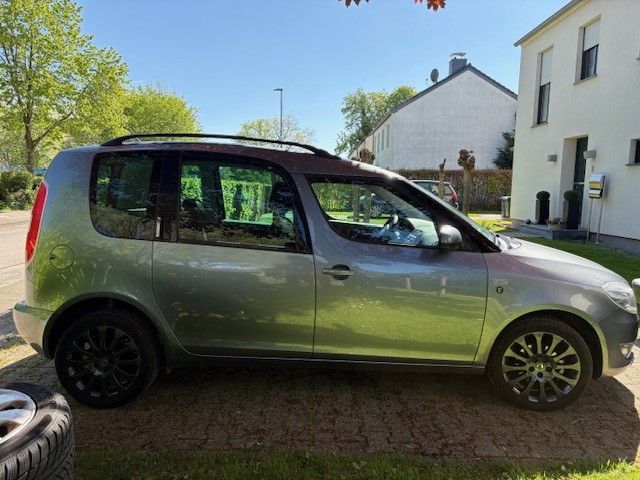 Skoda Roomster 114.300 km 4.900 &euro; Aachen 52078