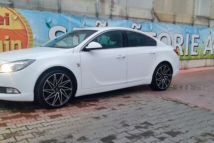 Opel Insignia 205.000 km 3.900 € Augsburg 86179