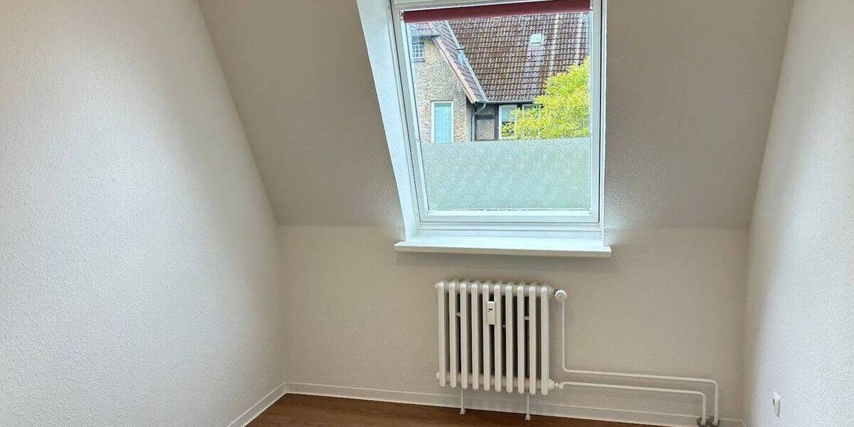 Etagenwohnung Kiel Neumühlen-Dietrichsdorf - 3 Zimmer, 86 m&sup2;, 869&euro; | Angebot:26894600