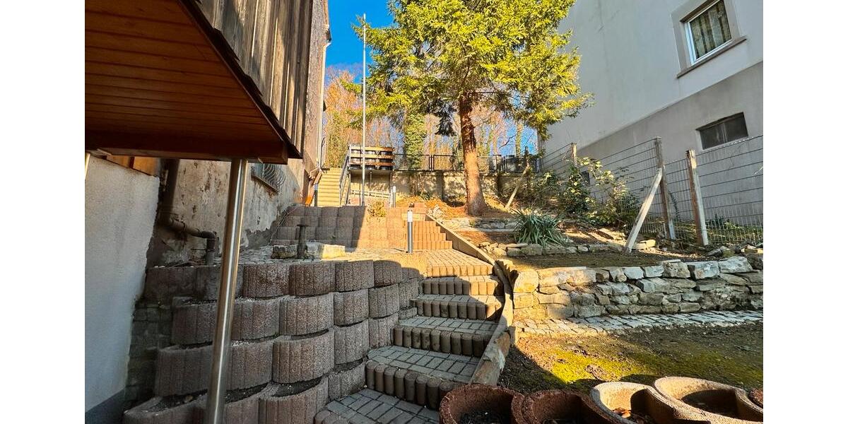 Doppelhaushälfte Iserlohn - 8 Zimmer, 155 m&sup2;, 1.399&euro; | Angebot:26248494