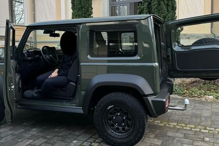 Suzuki Jimny 1.800 km 35.250 &euro; Leipzig 04229