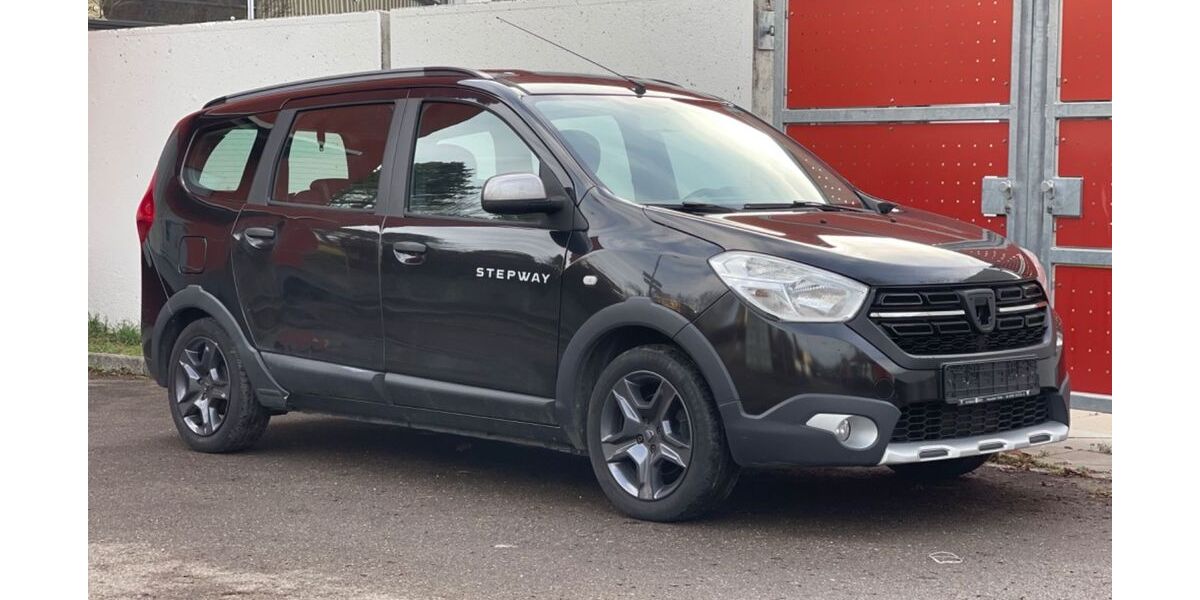Dacia Lodgy 105.000 km 7.900 &euro; Fellbach 70736