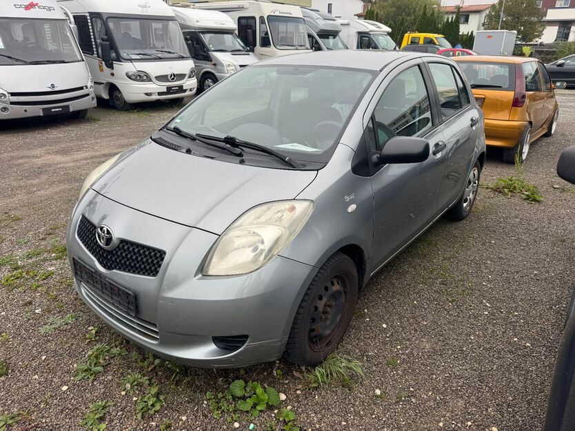 Toyota Yaris 160.888 km 2.999 € Reutlingen 72766