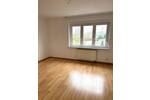 Schöne 3 Zimmer Wohnung im 1. OG mit ca. 86qm und Garten - frei ab sofort!