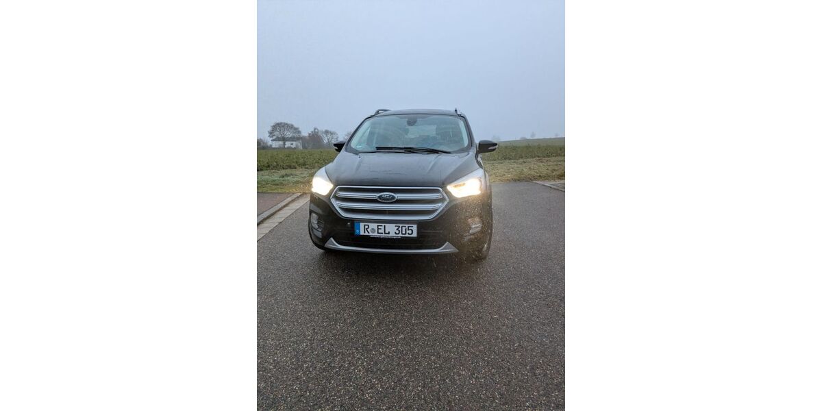 Ford Kuga 72.000 km 14.500 &euro; Lappersdorf 93138