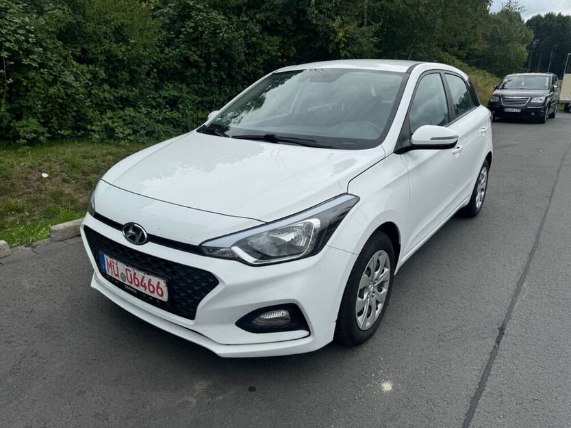 i20