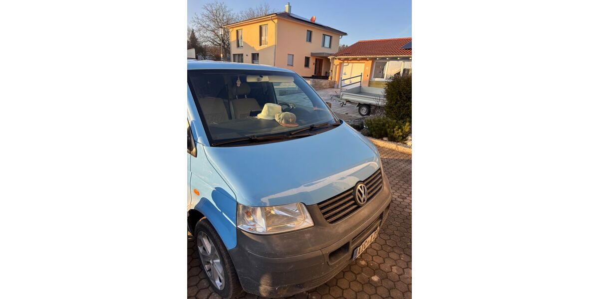 VW T5 Caravelle 197.072 km 12.950 &euro; Handzell 86554