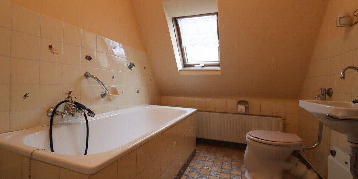 Doppelhaushälfte Ansbach Meinhardswinden - 6 Zimmer, 130 m&sup2;, 320.000&euro; | Angebot:25668519