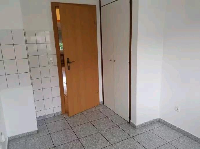 Erdgeschoßwohnung Aachen Aachen-Mitte - 3 Zimmer, 76 m&sup2;, 185.000&euro; | Angebot:23163775