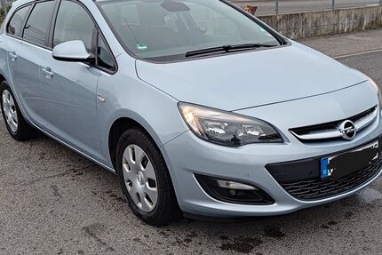 Opel Astra 180.000 km 5.500 € Hofheim in Unterfranken 97461