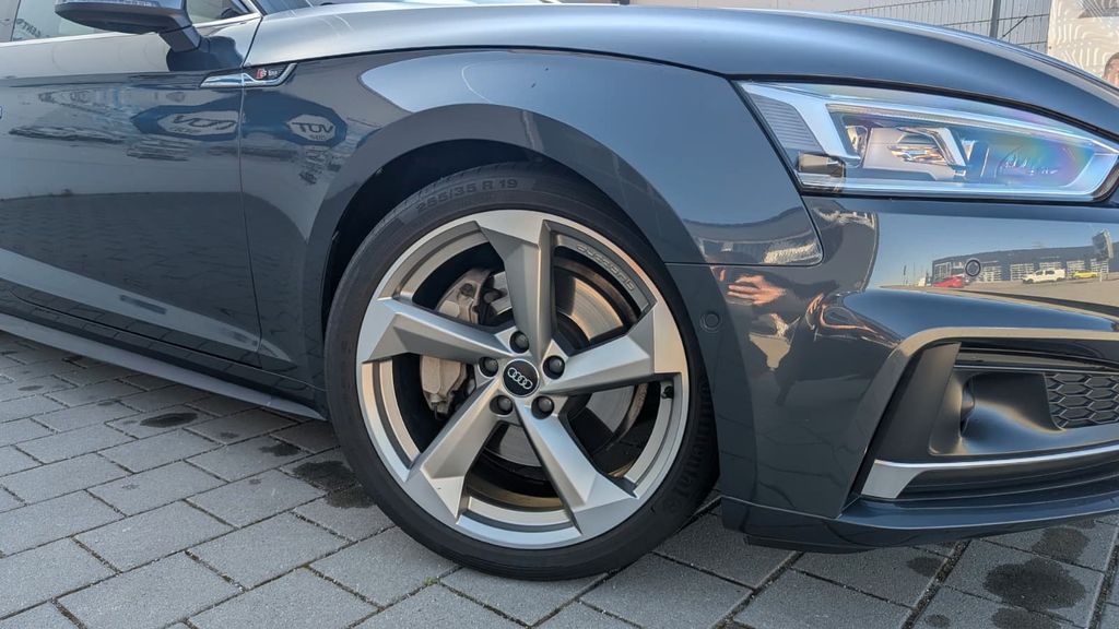 Audi A5 85.550 km 29.900 &euro; Karlsruhe 76131