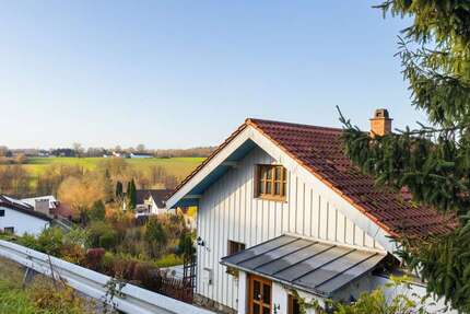 Haus Eggenfelden - 4 Zimmer, 108 m&sup2;, 249.000&euro; | Angebot:25550226