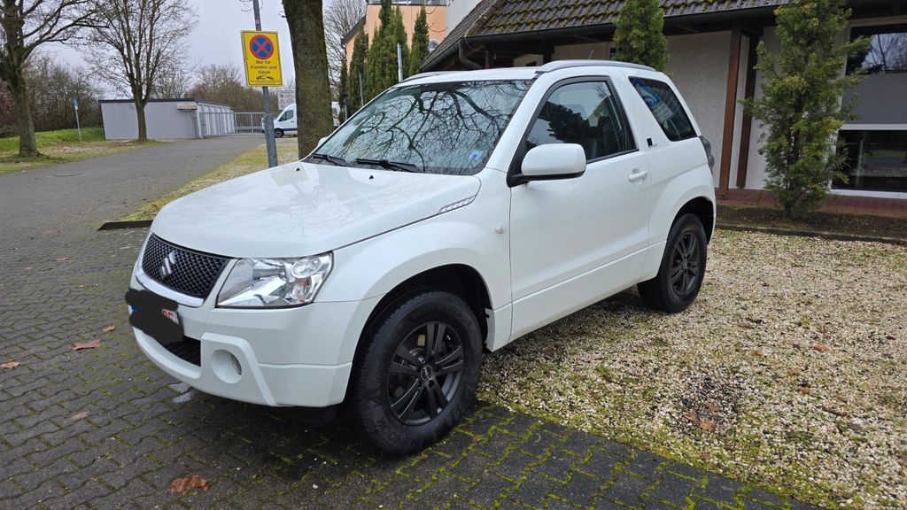 Suzuki Grand Vitara 96.000 km 8.990 &euro; Wiesbaden 65205