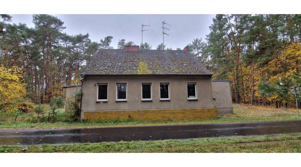 Haus zum Kaufen in Luckenwalde 215.000 € 143 m²