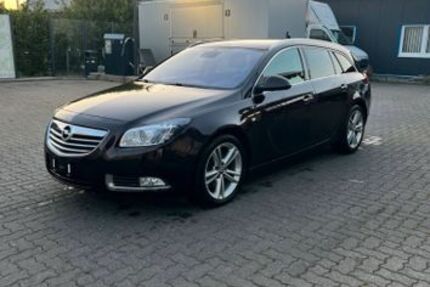 Opel Insignia 135.000 km 7.990 &euro; Ennigerloh 59320