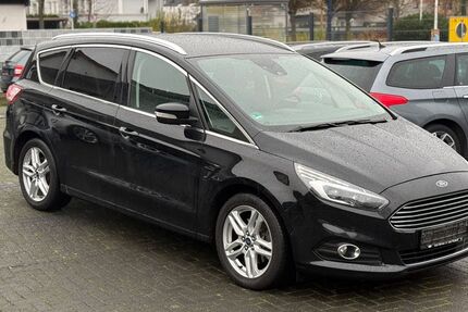 Ford S-Max 227.252 km 9.500 € Werl 59457