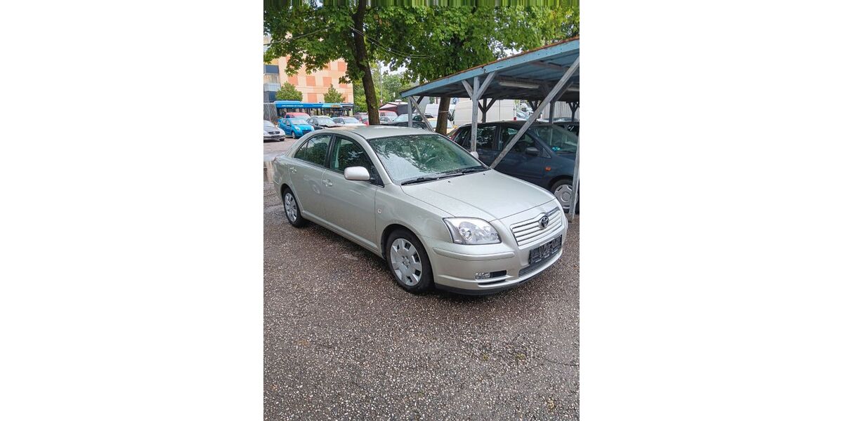 Toyota Avensis 133.000 km 3.950 &euro; München 81243